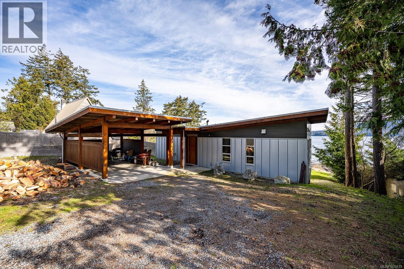 3870 East Rd, Denman Island, British Columbia  V0R 1T0 - Photo 8 - 1029419