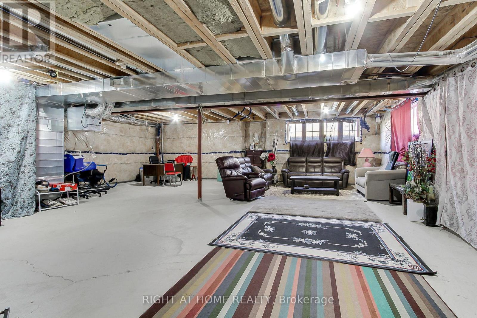 3 Bremner Street, Whitby, Ontario  L1R 1W5 - Photo 45 - E13130376