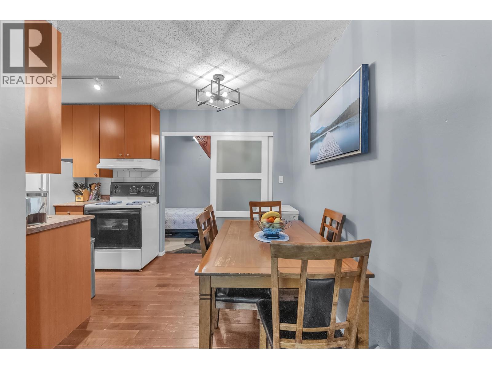 107 170 E 3rd Street, North Vancouver, British Columbia  V7L 1E6 - Photo 6 - R3121970