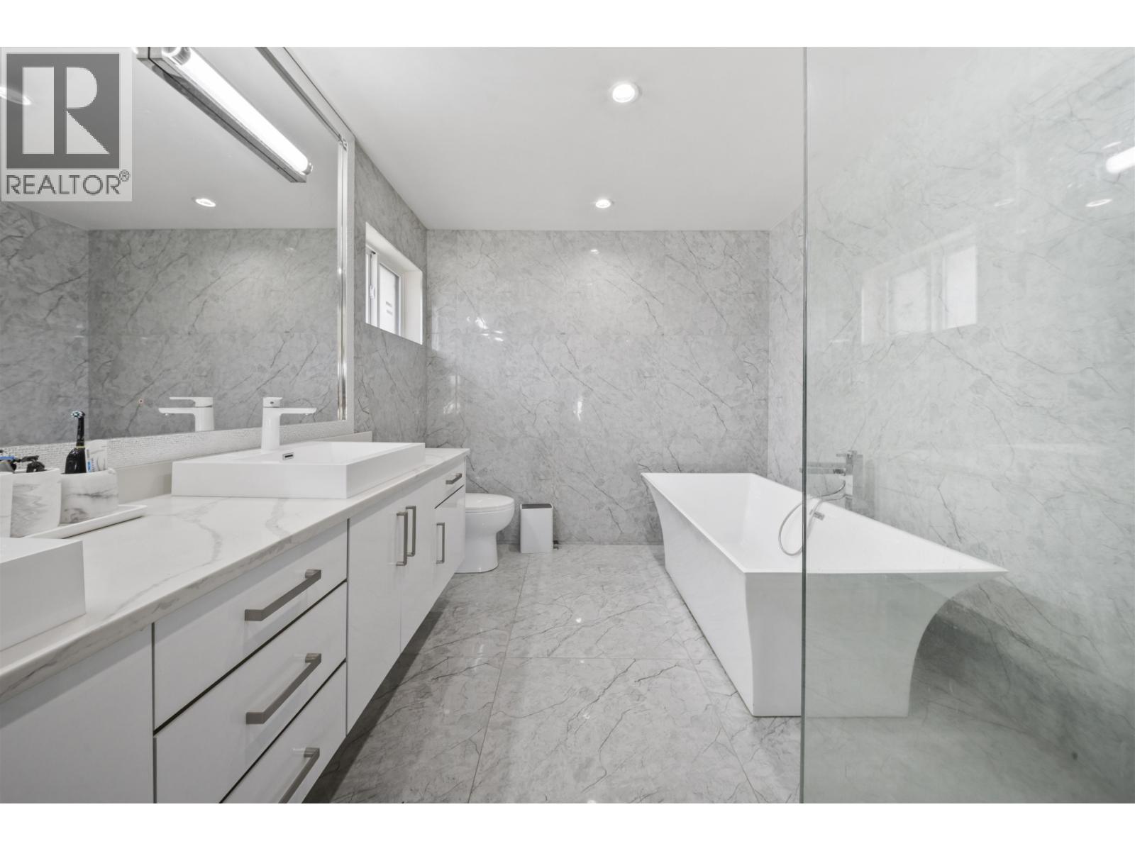 9151 Glendower Drive, Richmond, British Columbia  V7A 2Y4 - Photo 40 - R3123585