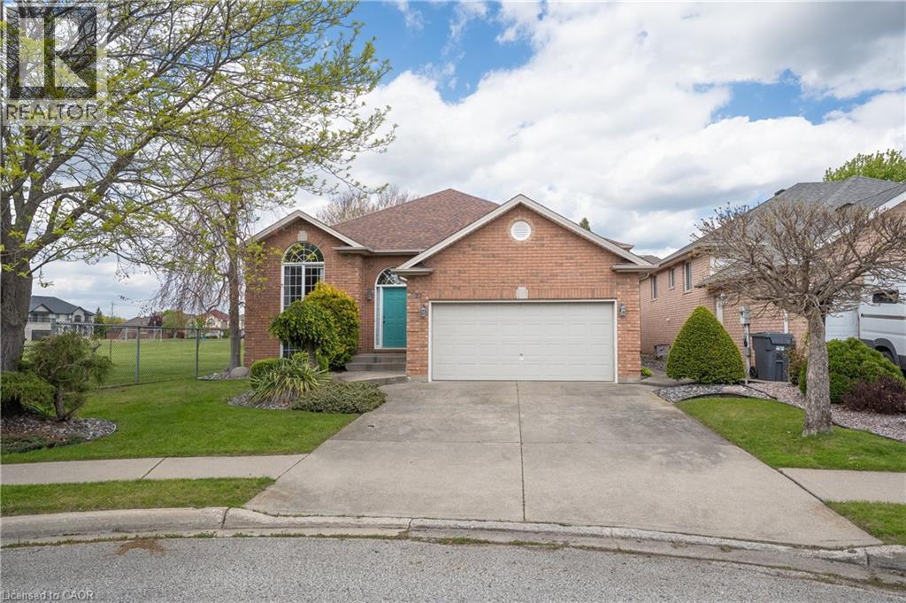 822 MARCUZ Court, Windsor, Ontario