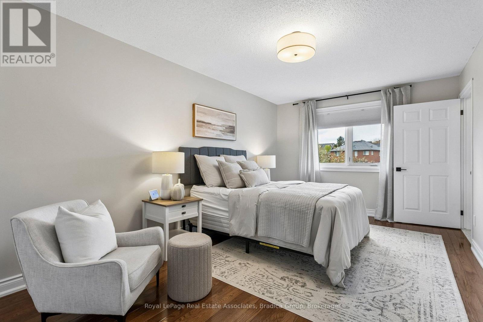 290 Hillside Drive, Mississauga, Ontario  L5M 1G5 - Photo 19 - W13125194