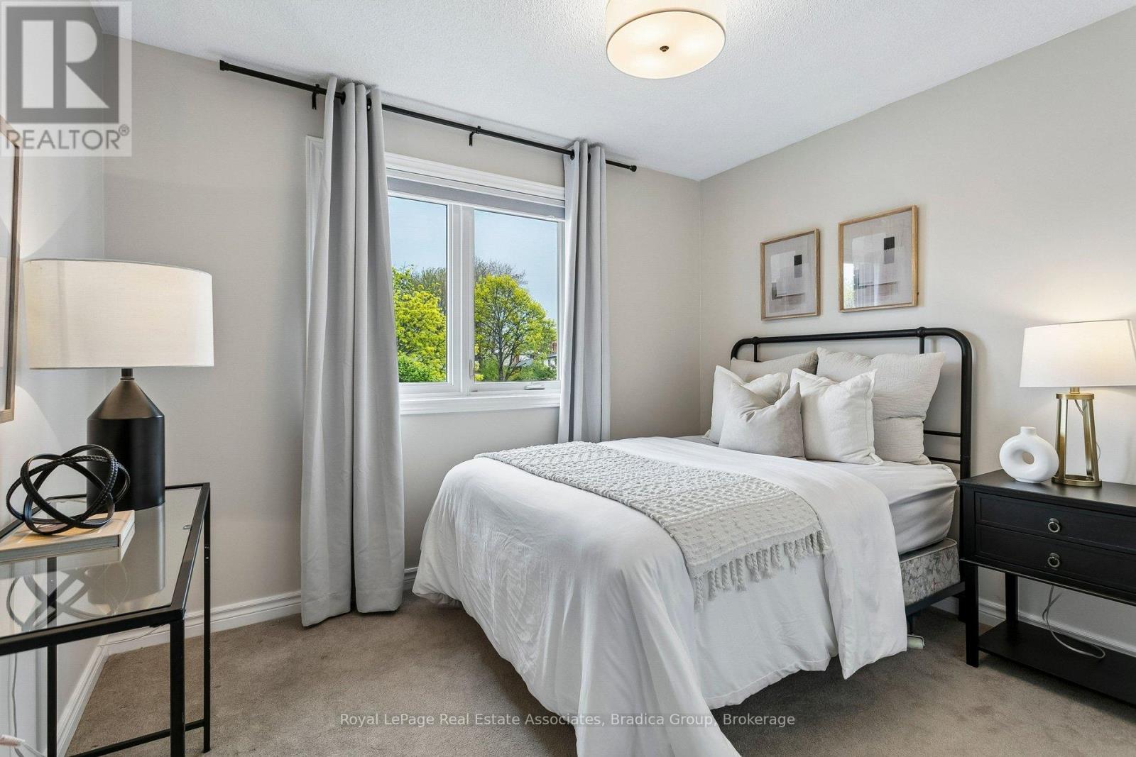 290 Hillside Drive, Mississauga, Ontario  L5M 1G5 - Photo 23 - W13125194