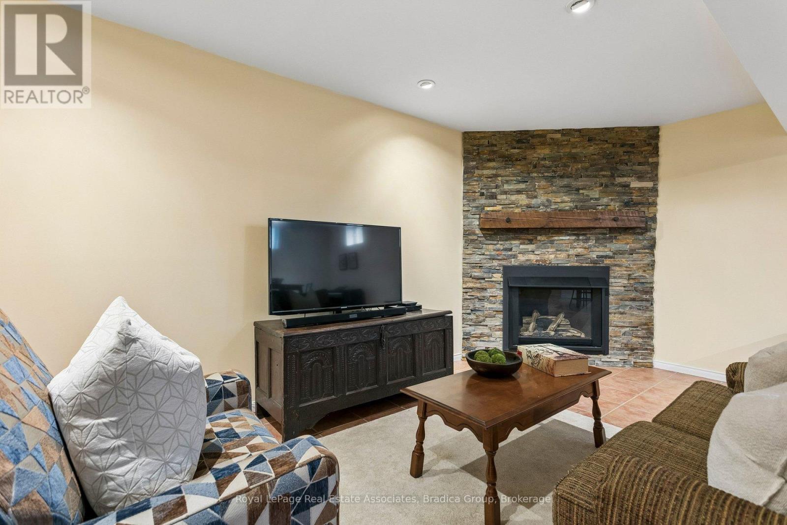 290 Hillside Drive, Mississauga, Ontario  L5M 1G5 - Photo 30 - W13125194