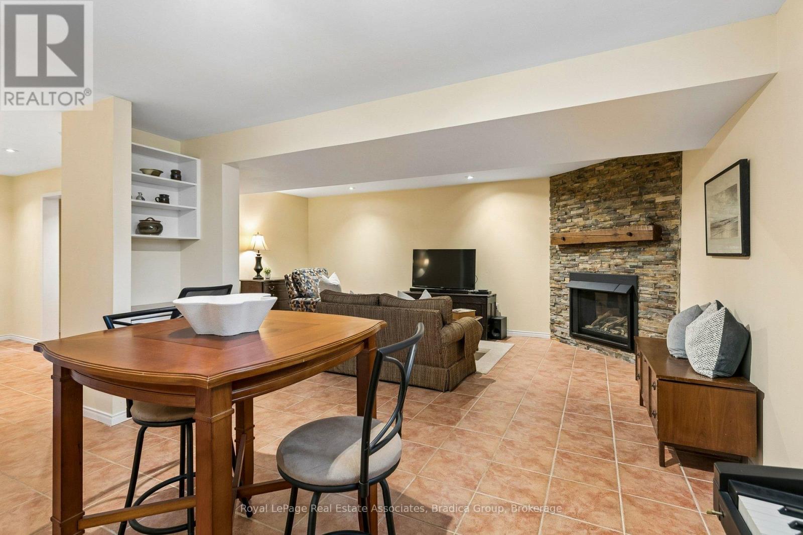 290 Hillside Drive, Mississauga, Ontario  L5M 1G5 - Photo 31 - W13125194