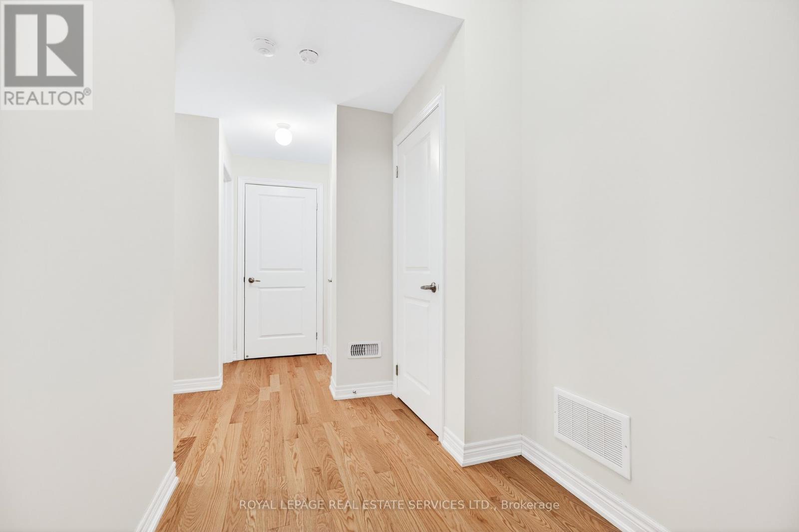 Unit 2 - 3207 Sixth Line, Oakville, Ontario  L6H 0V8 - Photo 26 - W13130292