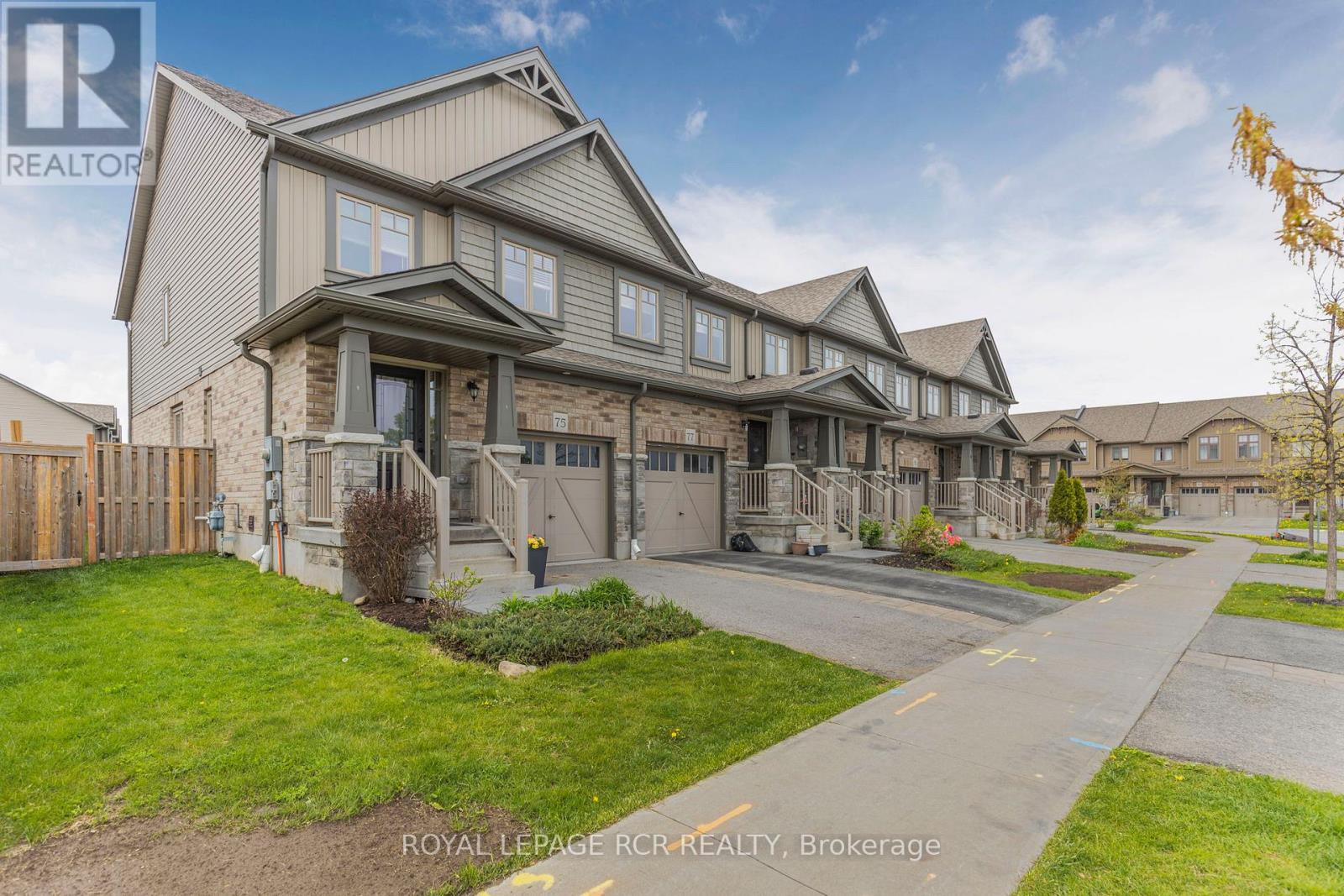 75 Winterton Court, Orangeville, Ontario  L9W 5H8 - Photo 2 - W13130316