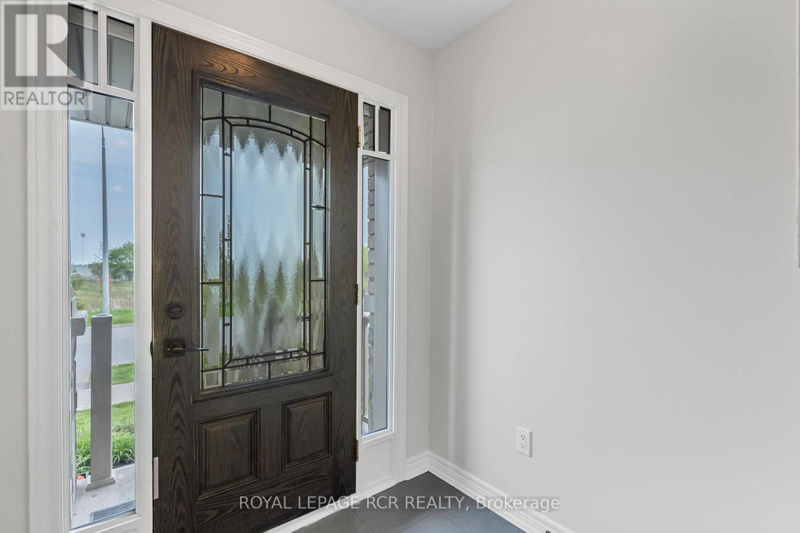 75 Winterton Court, Orangeville, Ontario  L9W 5H8 - Photo 4 - W13130316