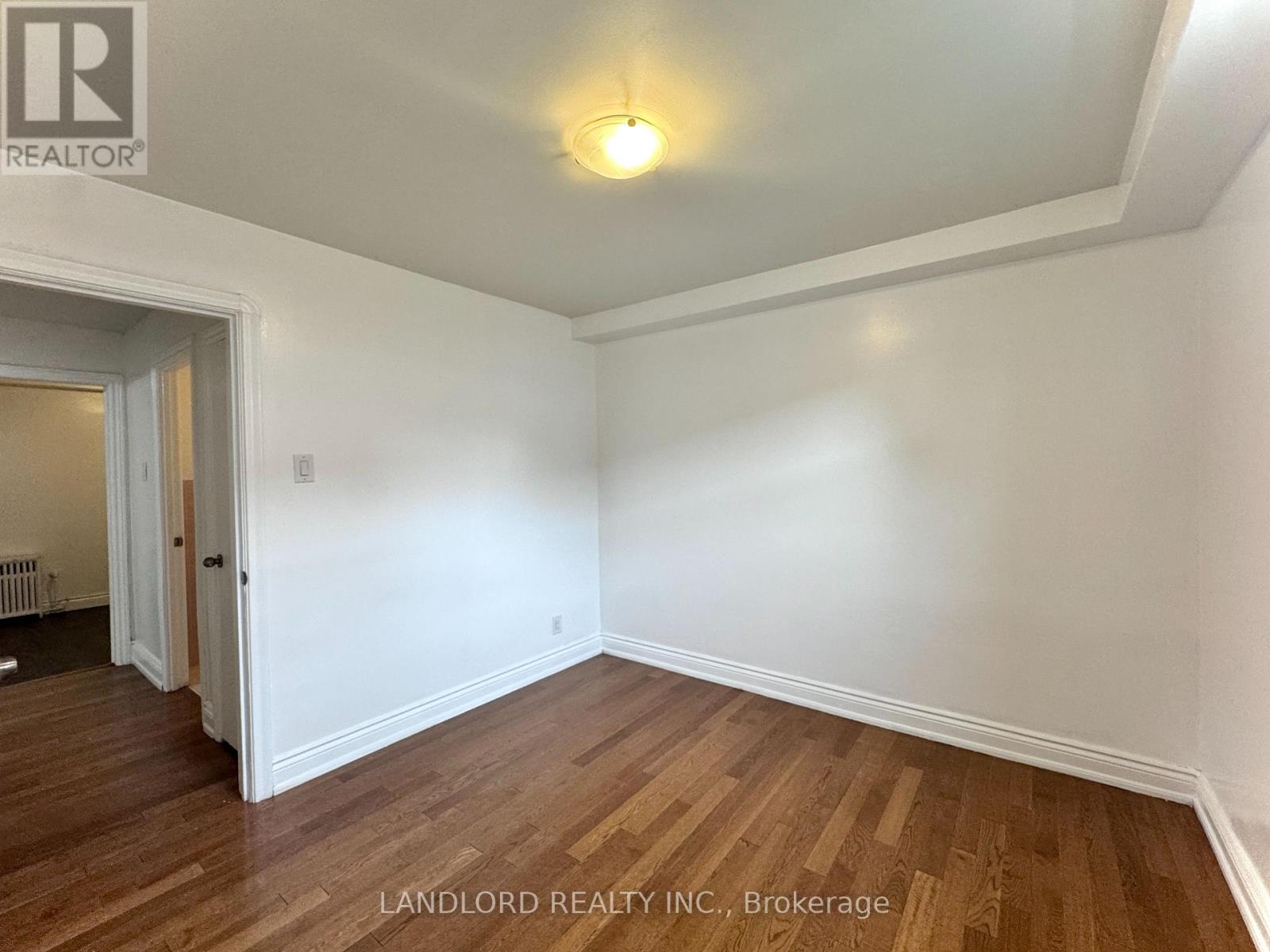 2 - 92 Trethewey Drive, Toronto, Ontario  M6M 4B4 - Photo 12 - W13130318