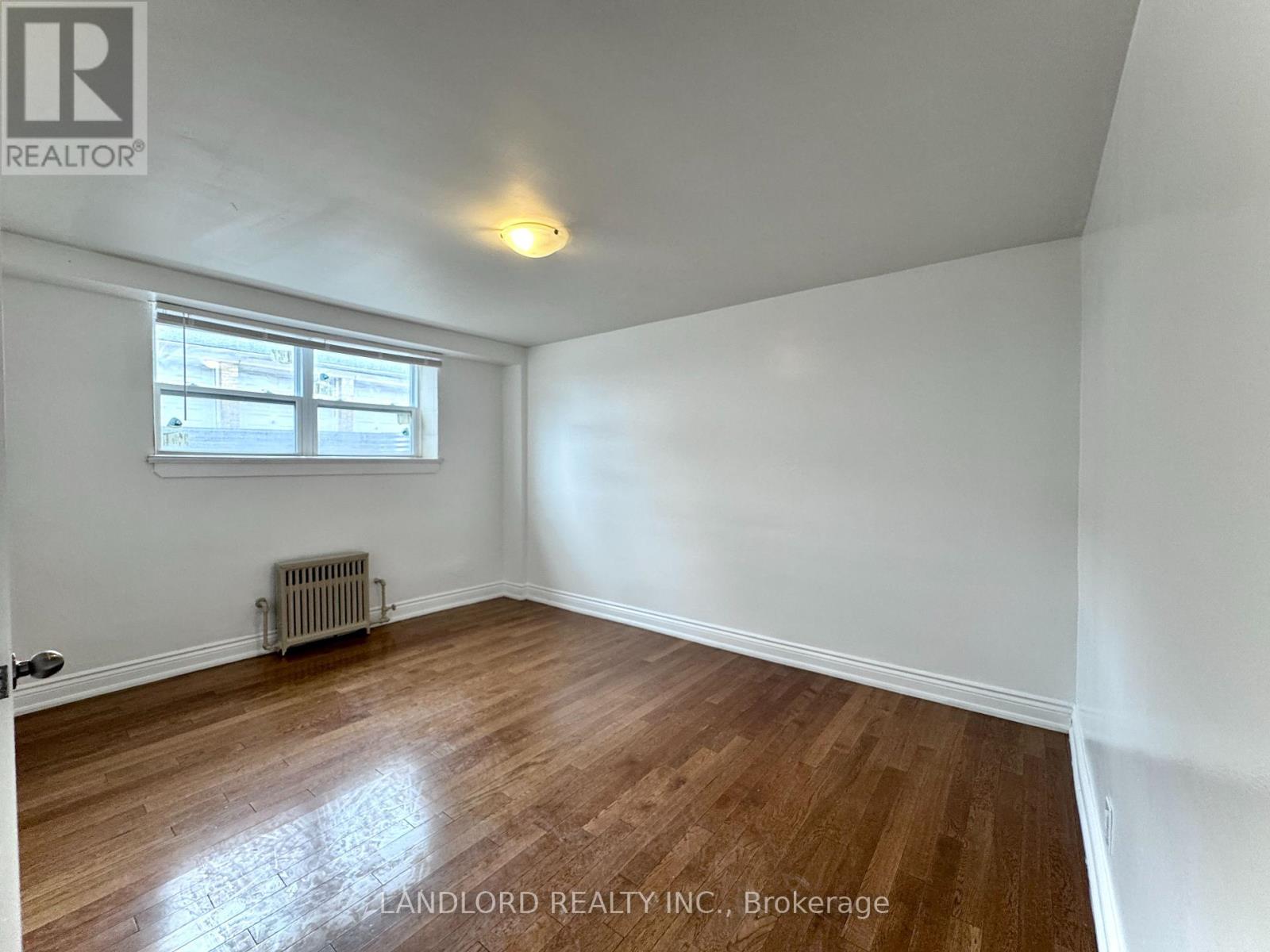 2 - 92 Trethewey Drive, Toronto, Ontario  M6M 4B4 - Photo 14 - W13130318