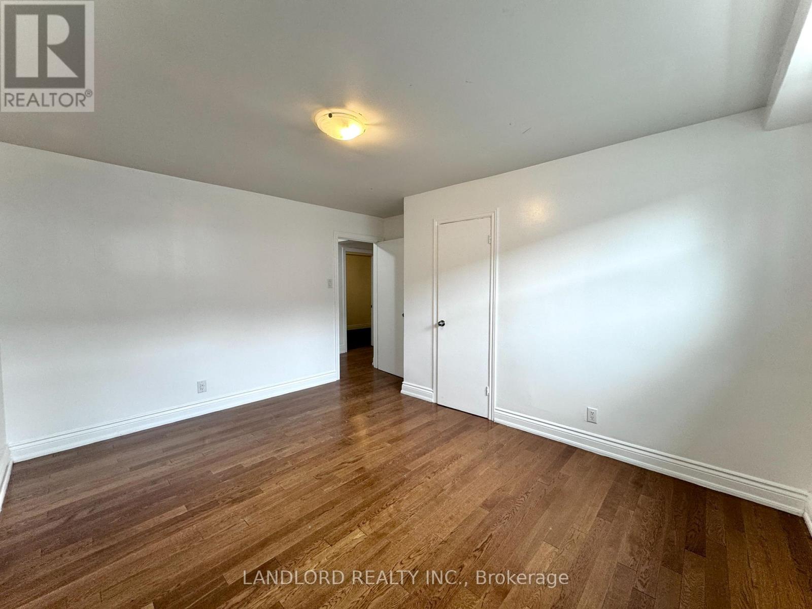 2 - 92 Trethewey Drive, Toronto, Ontario  M6M 4B4 - Photo 15 - W13130318