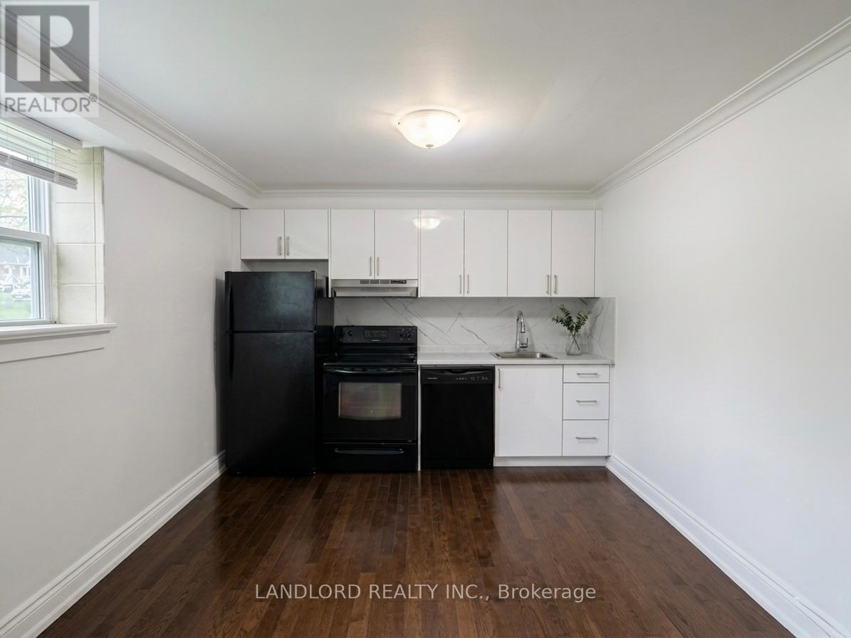 2 - 92 Trethewey Drive, Toronto, Ontario  M6M 4B4 - Photo 2 - W13130318