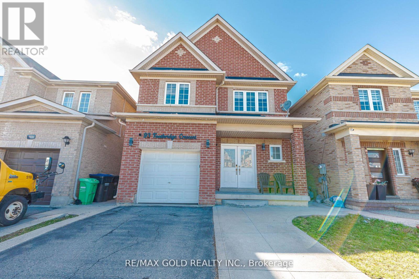 93 Footbridge Crescent, Brampton, Ontario  L6R 0T9 - Photo 1 - W13130328
