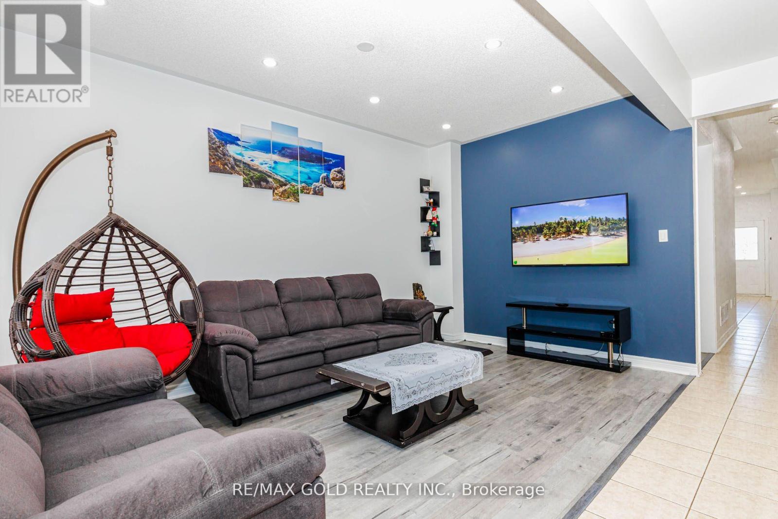 93 Footbridge Crescent, Brampton, Ontario  L6R 0T9 - Photo 11 - W13130328