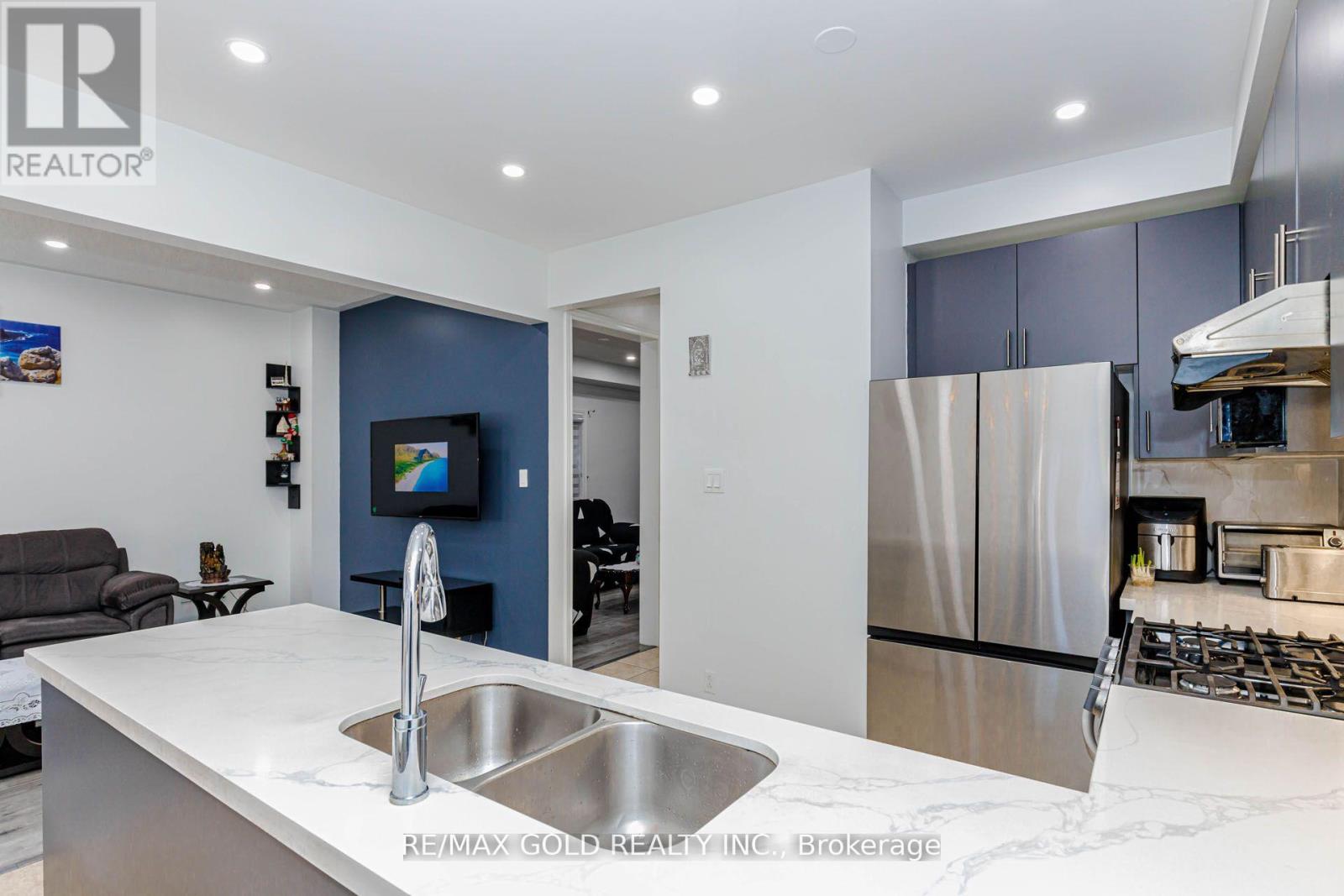 93 Footbridge Crescent, Brampton, Ontario  L6R 0T9 - Photo 14 - W13130328