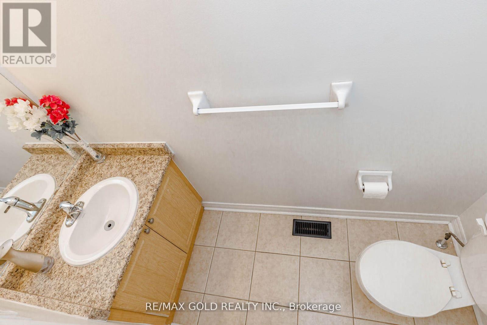 93 Footbridge Crescent, Brampton, Ontario  L6R 0T9 - Photo 17 - W13130328