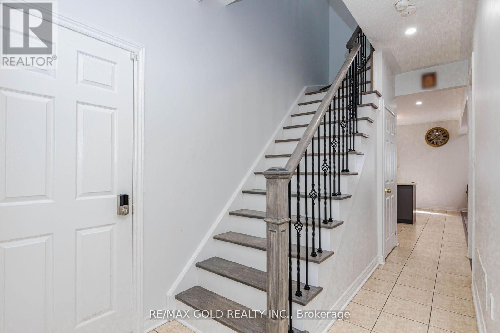 93 Footbridge Crescent, Brampton, Ontario  L6R 0T9 - Photo 18 - W13130328