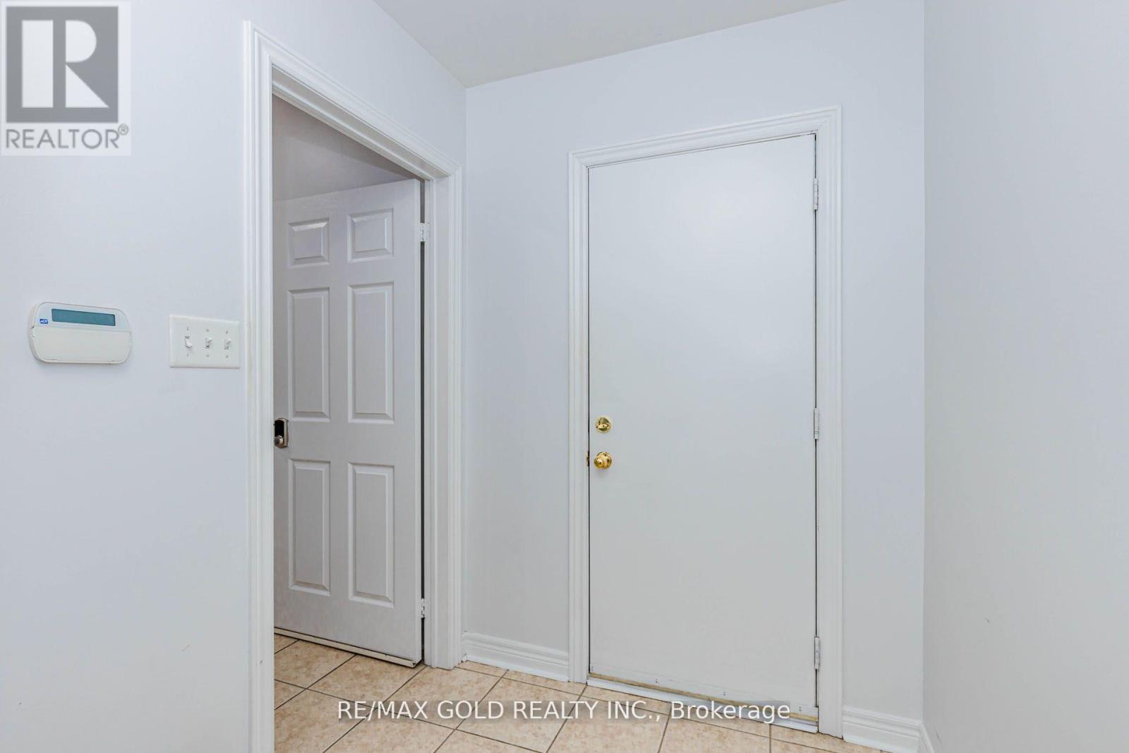 93 Footbridge Crescent, Brampton, Ontario  L6R 0T9 - Photo 19 - W13130328