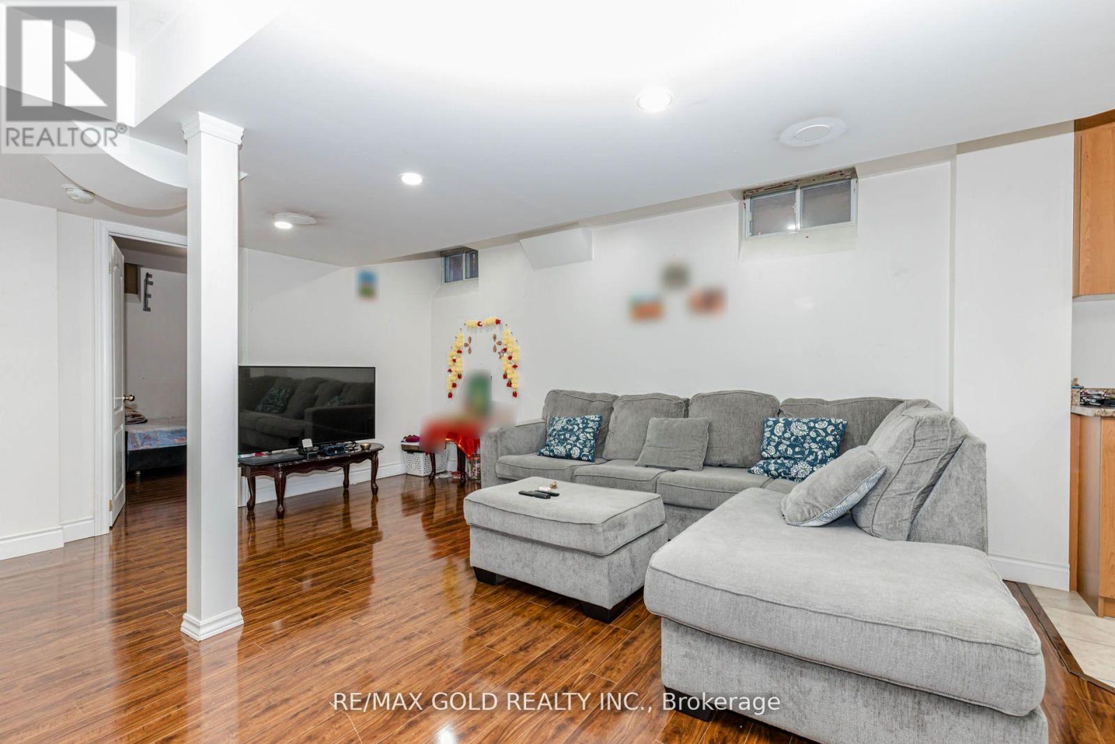 93 Footbridge Crescent, Brampton, Ontario  L6R 0T9 - Photo 38 - W13130328