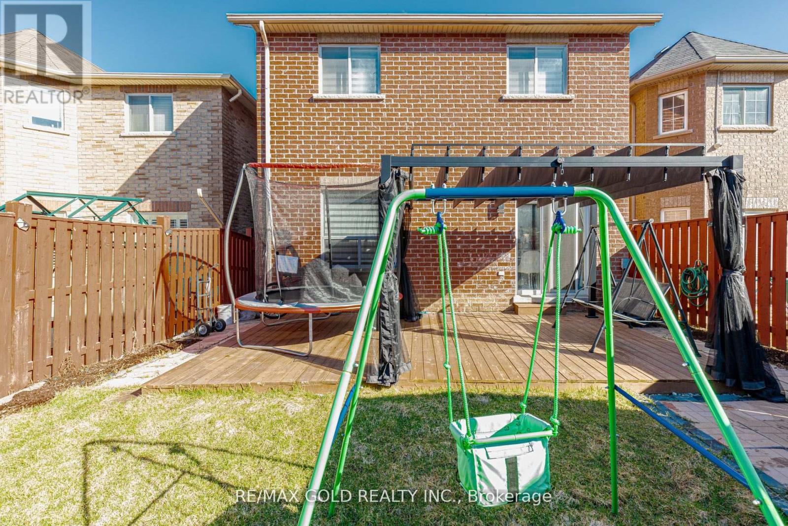 93 Footbridge Crescent, Brampton, Ontario  L6R 0T9 - Photo 45 - W13130328