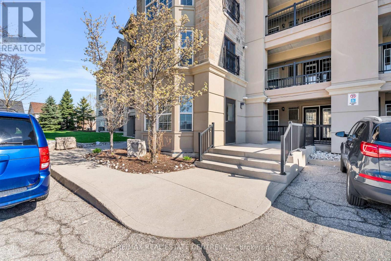 102 - 1479 Maple Avenue, Milton, Ontario  L9T 0B5 - Photo 4 - W13130364