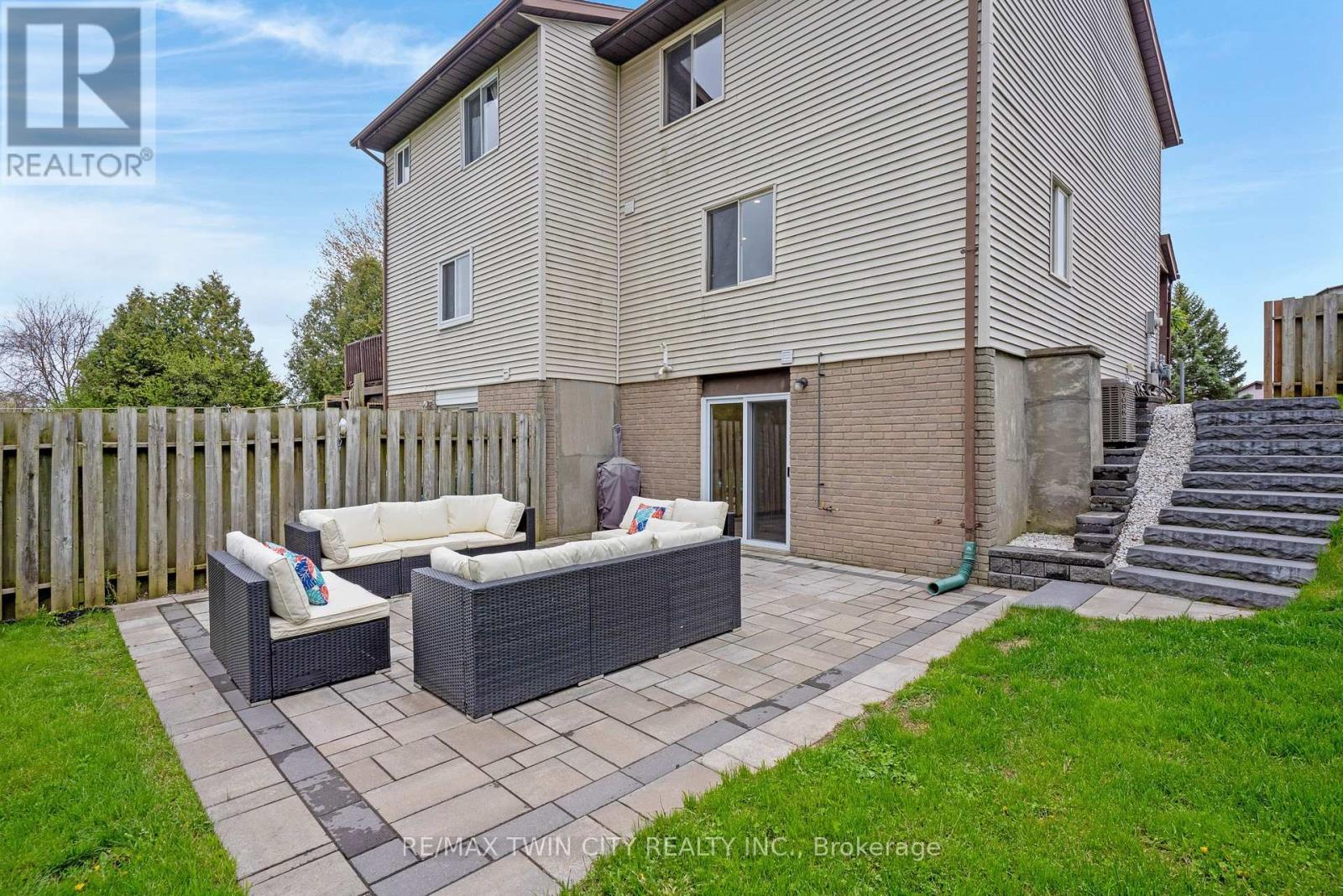 20 Ardoch Mews, Cambridge, Ontario  N1R 7T6 - Photo 25 - X13130356