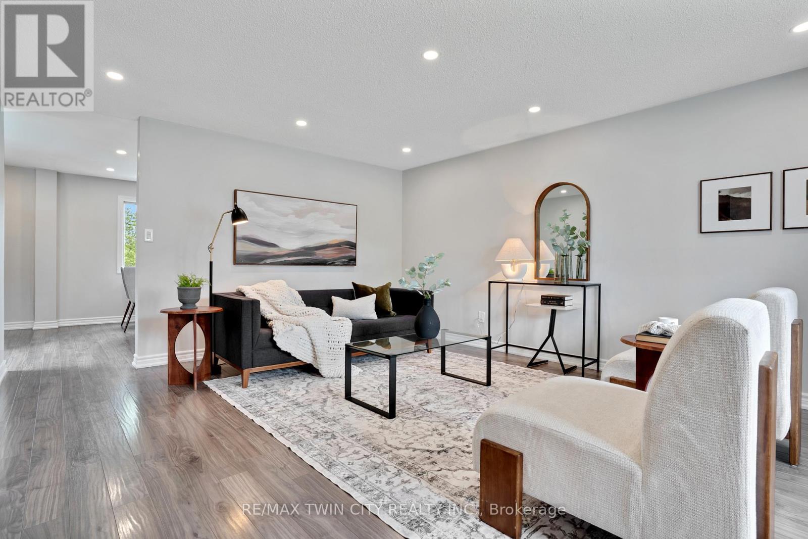 20 Ardoch Mews, Cambridge, Ontario  N1R 7T6 - Photo 3 - X13130356