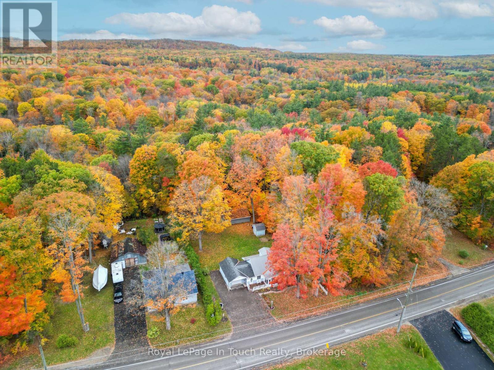 748 Overhead Bridge Road, Penetanguishene, Ontario L9M 0V6 - Photo 12 - S13130518