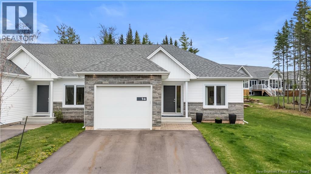 34 Beaubois, Dieppe, New Brunswick  E1A 8N8 - Photo 1 - NB138969