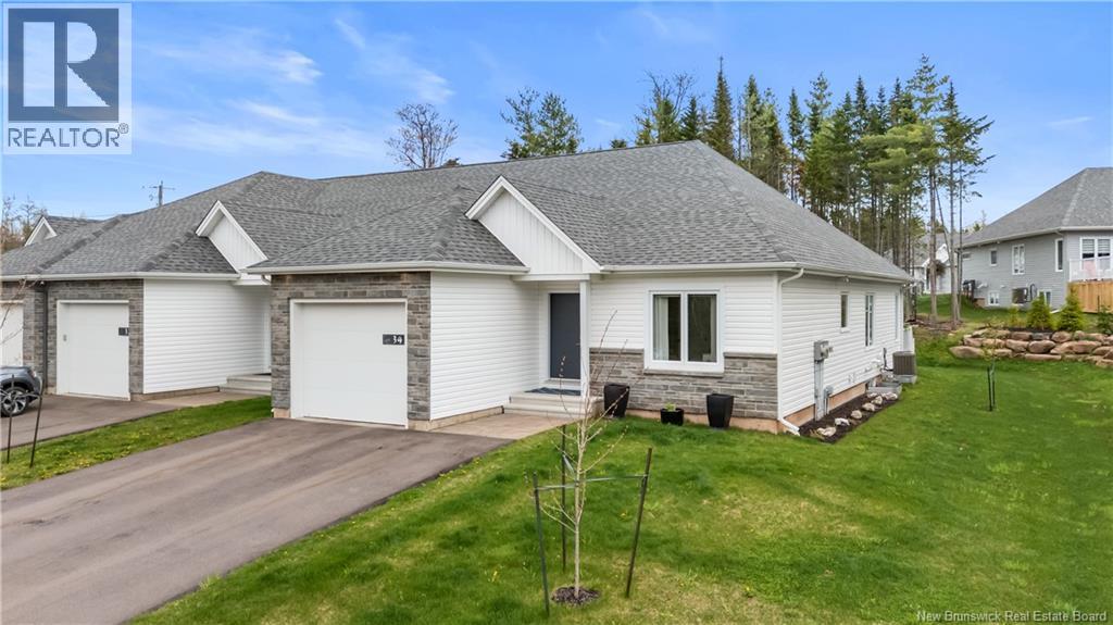 34 Beaubois, Dieppe, New Brunswick  E1A 8N8 - Photo 2 - NB138969