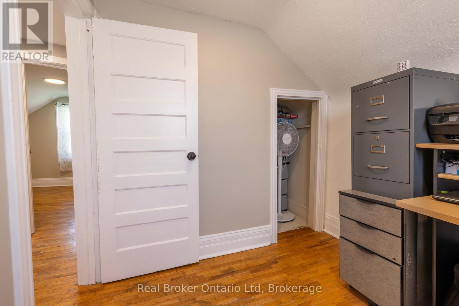 712 9th Avenue E, Owen Sound, Ontario  N4K 3E5 - Photo 15 - X13130392