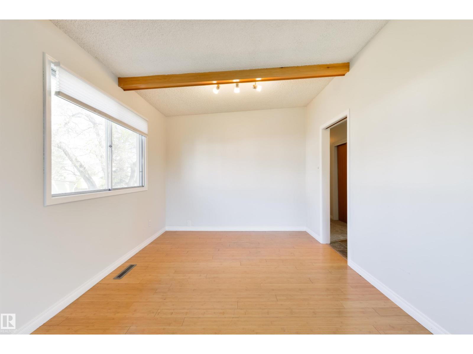 6134 37a Av Nw, Edmonton, Alberta  T6L 1H4 - Photo 14 - E4487792