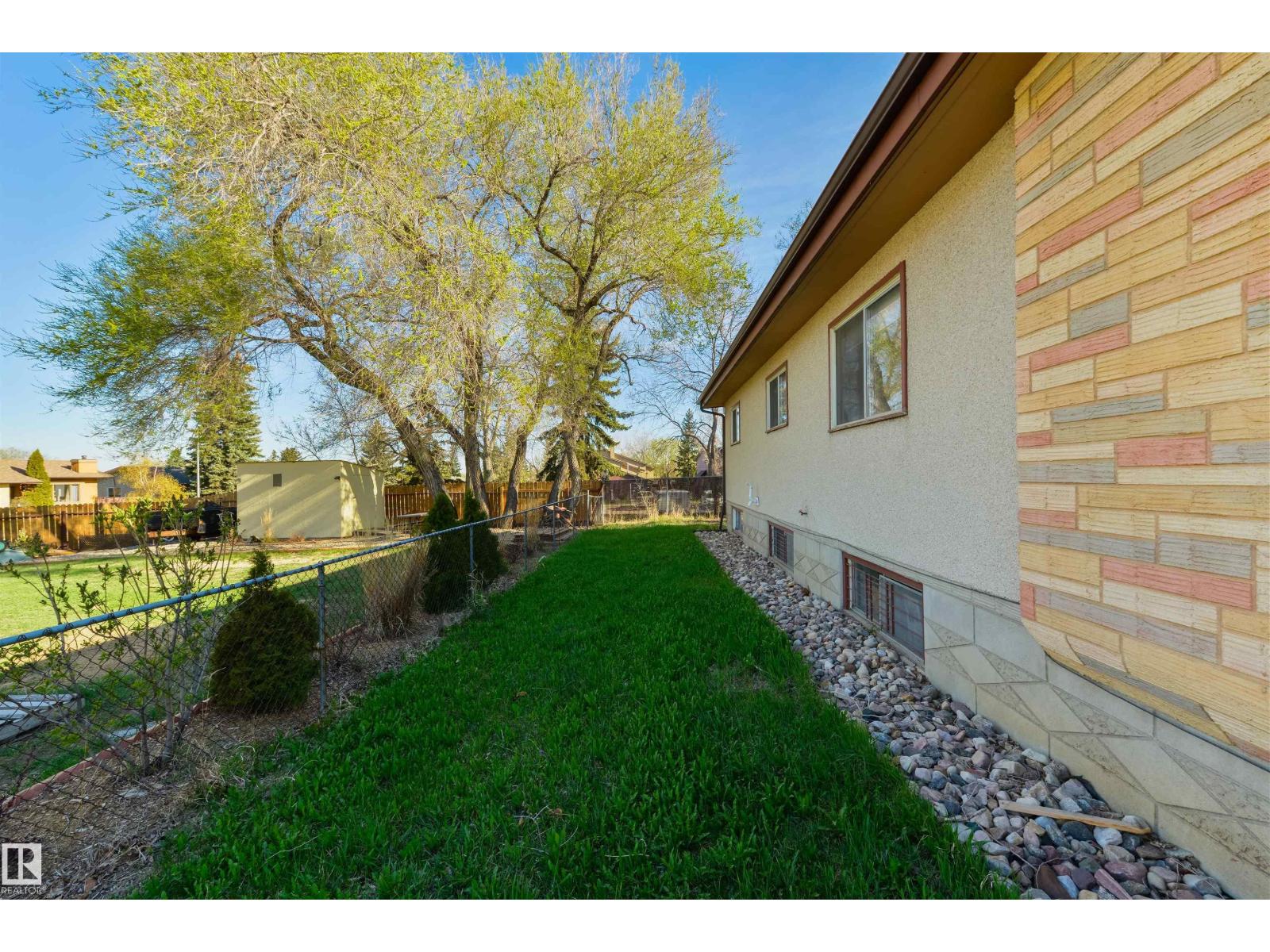 6134 37a Av Nw, Edmonton, Alberta  T6L 1H4 - Photo 58 - E4487792