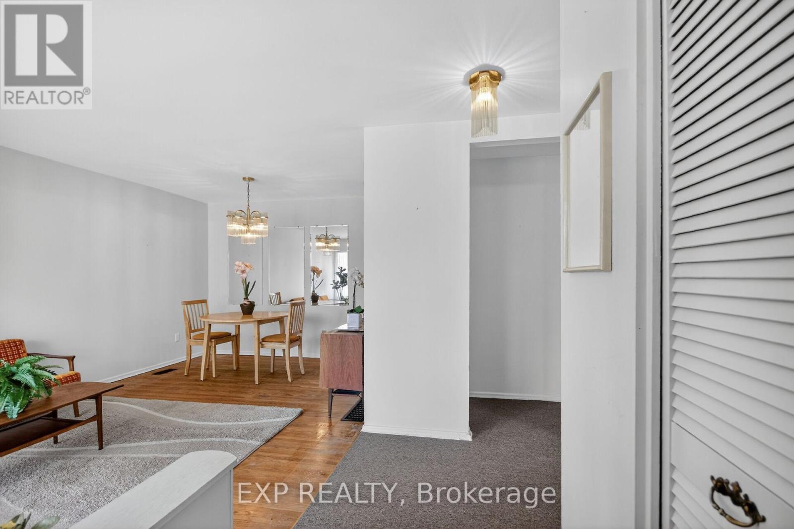 935 Pleasant Park Road, Ottawa, Ontario  K1G 1Z6 - Photo 5 - X13130394