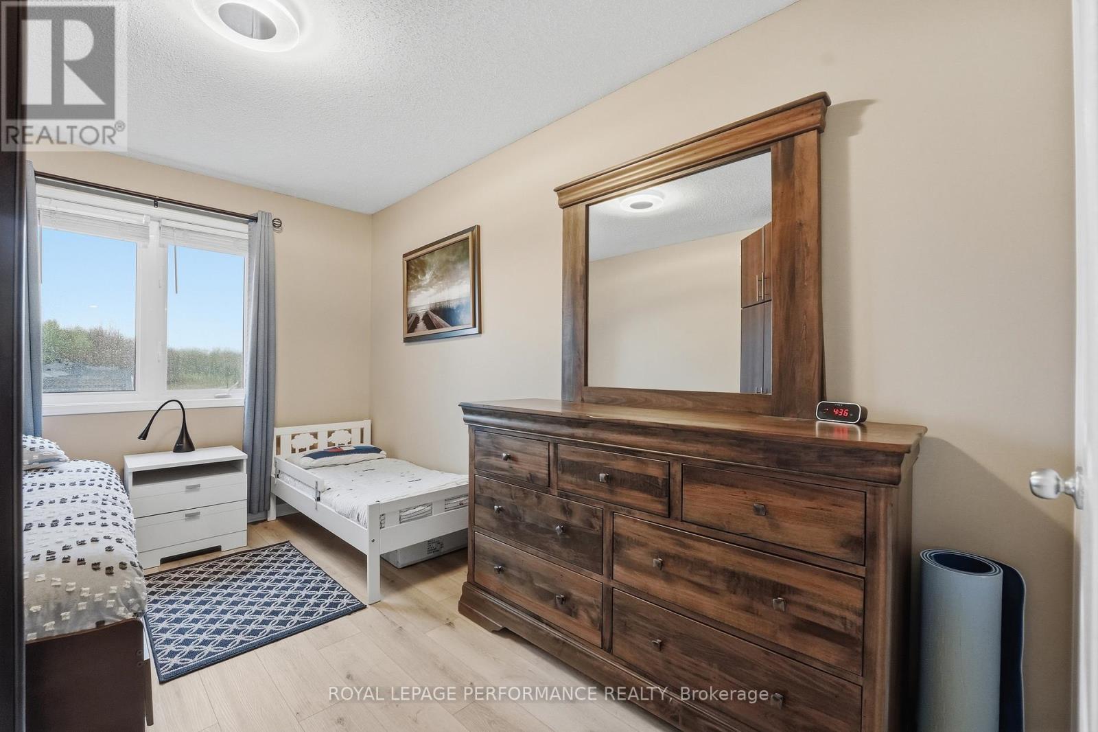 302 Galston Private, Ottawa, Ontario  K1W 0G3 - Photo 30 - X13130496