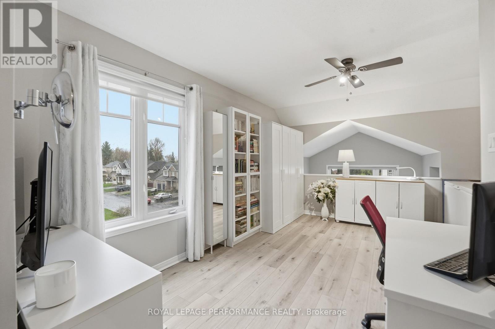 302 Galston Private, Ottawa, Ontario  K1W 0G3 - Photo 32 - X13130496