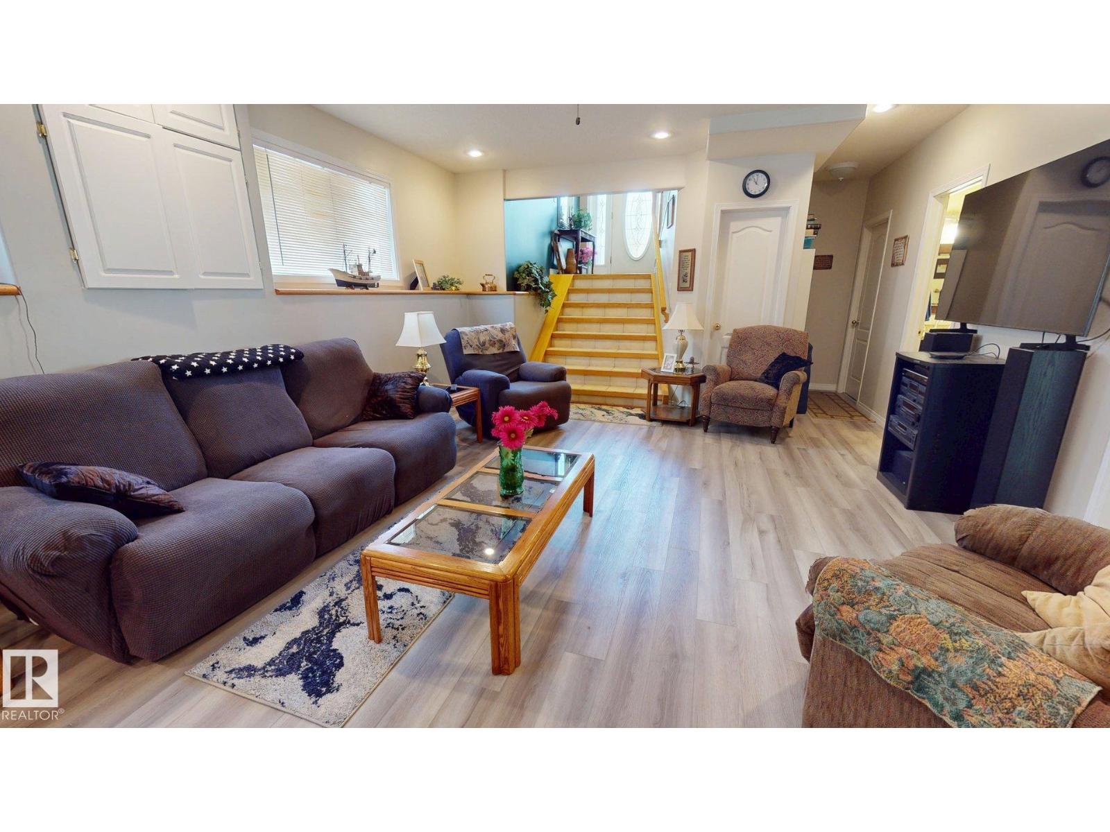 29 Second Av, Ardrossan, Alberta  T8E 2A2 - Photo 17 - E4487794