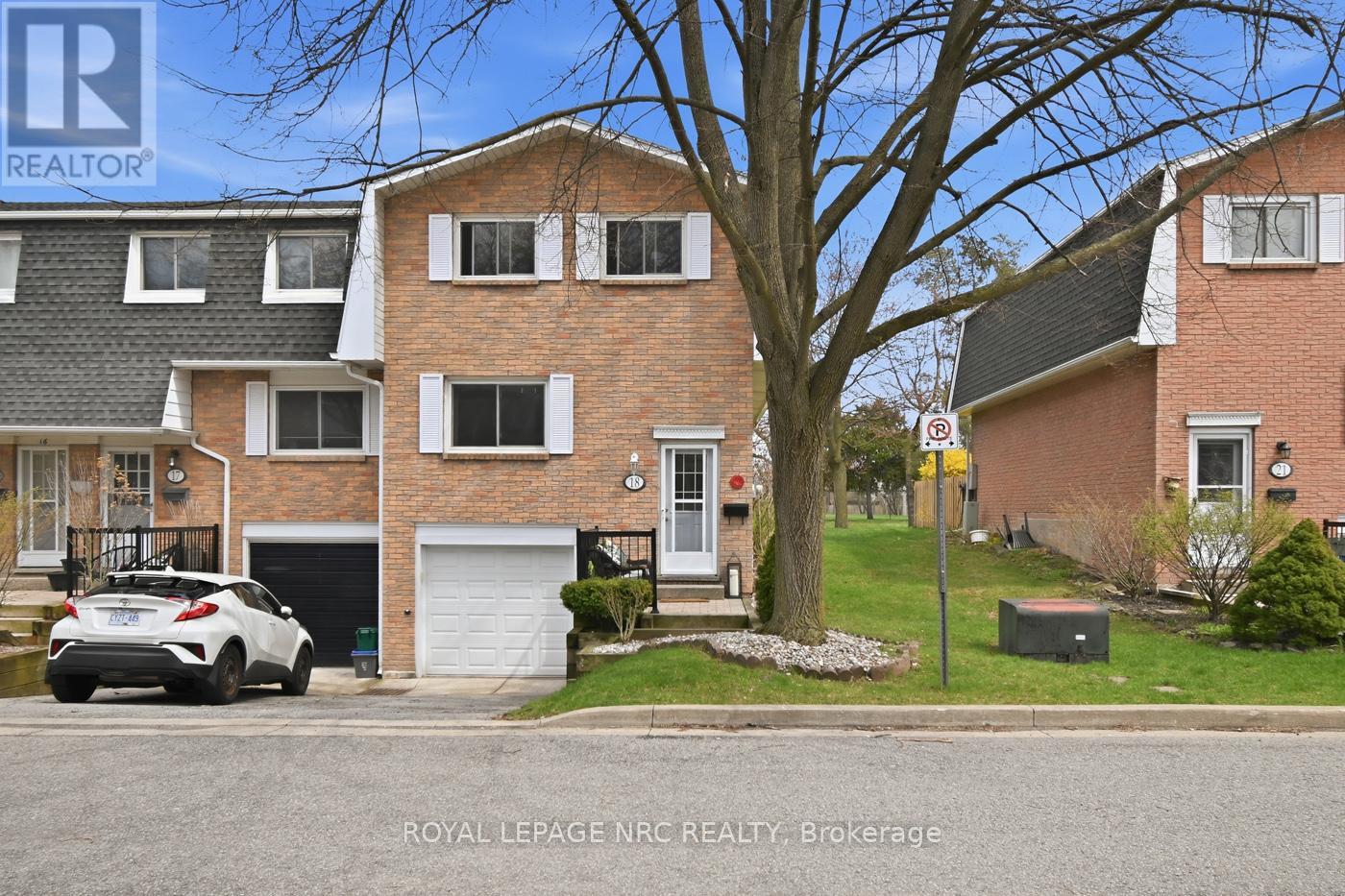 18 - 185 Denistoun Street, Welland, Ontario  L3C 6J6 - Photo 1 - X13130528
