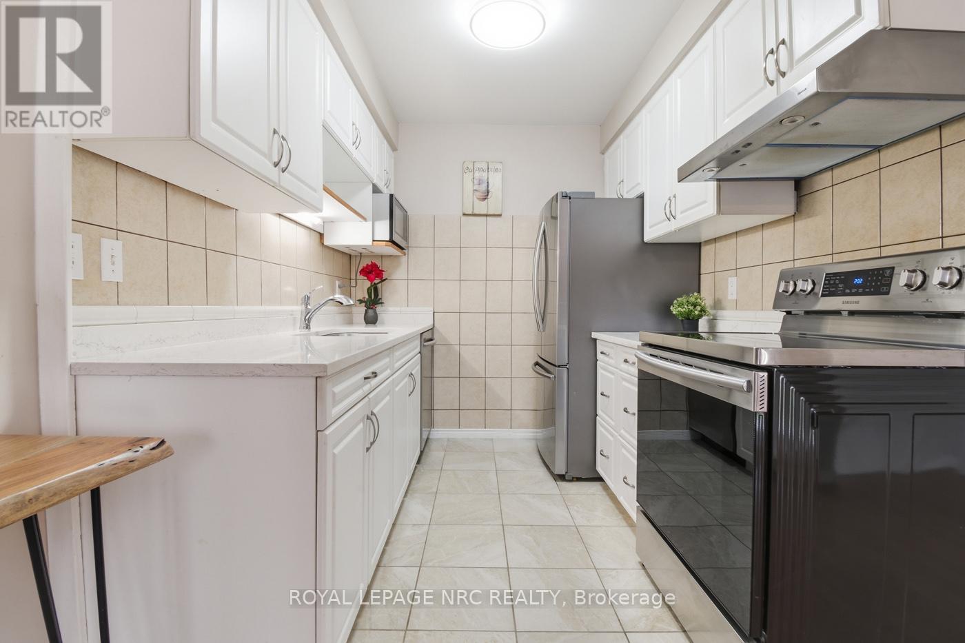 18 - 185 Denistoun Street, Welland, Ontario  L3C 6J6 - Photo 11 - X13130528