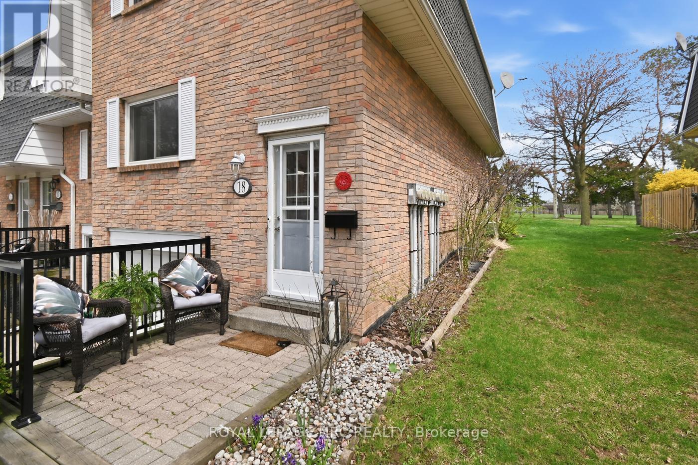 18 - 185 Denistoun Street, Welland, Ontario  L3C 6J6 - Photo 3 - X13130528