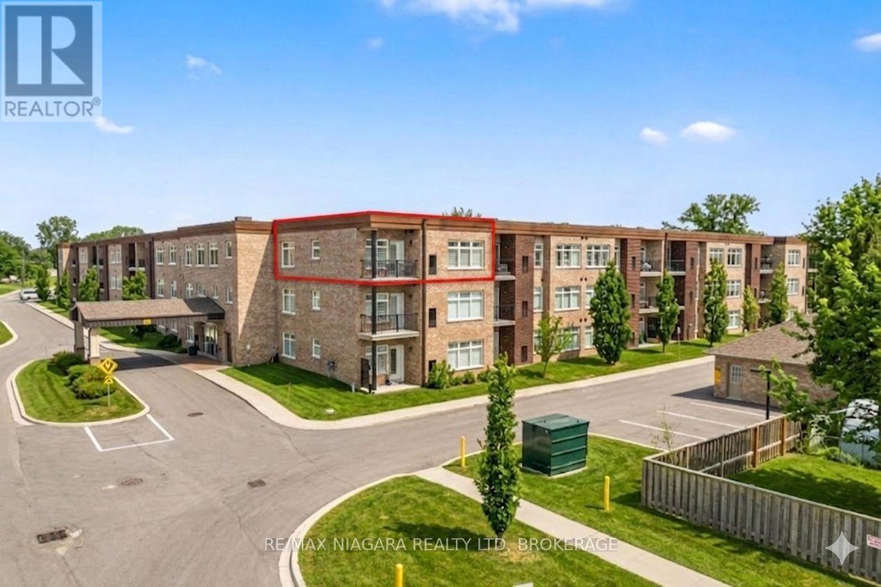 300 - 4644 Pettit Avenue, Niagara Falls, Ontario L2E 0B4 - Photo 2 - X13130620