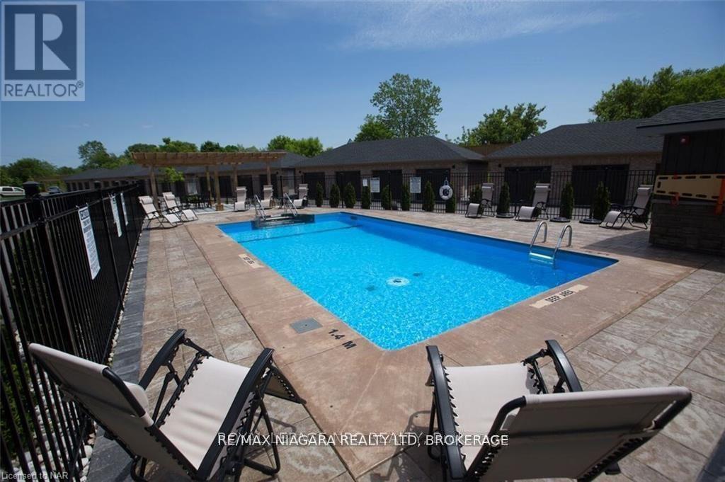 300 - 4644 Pettit Avenue, Niagara Falls, Ontario L2E 0B4 - Photo 4 - X13130620