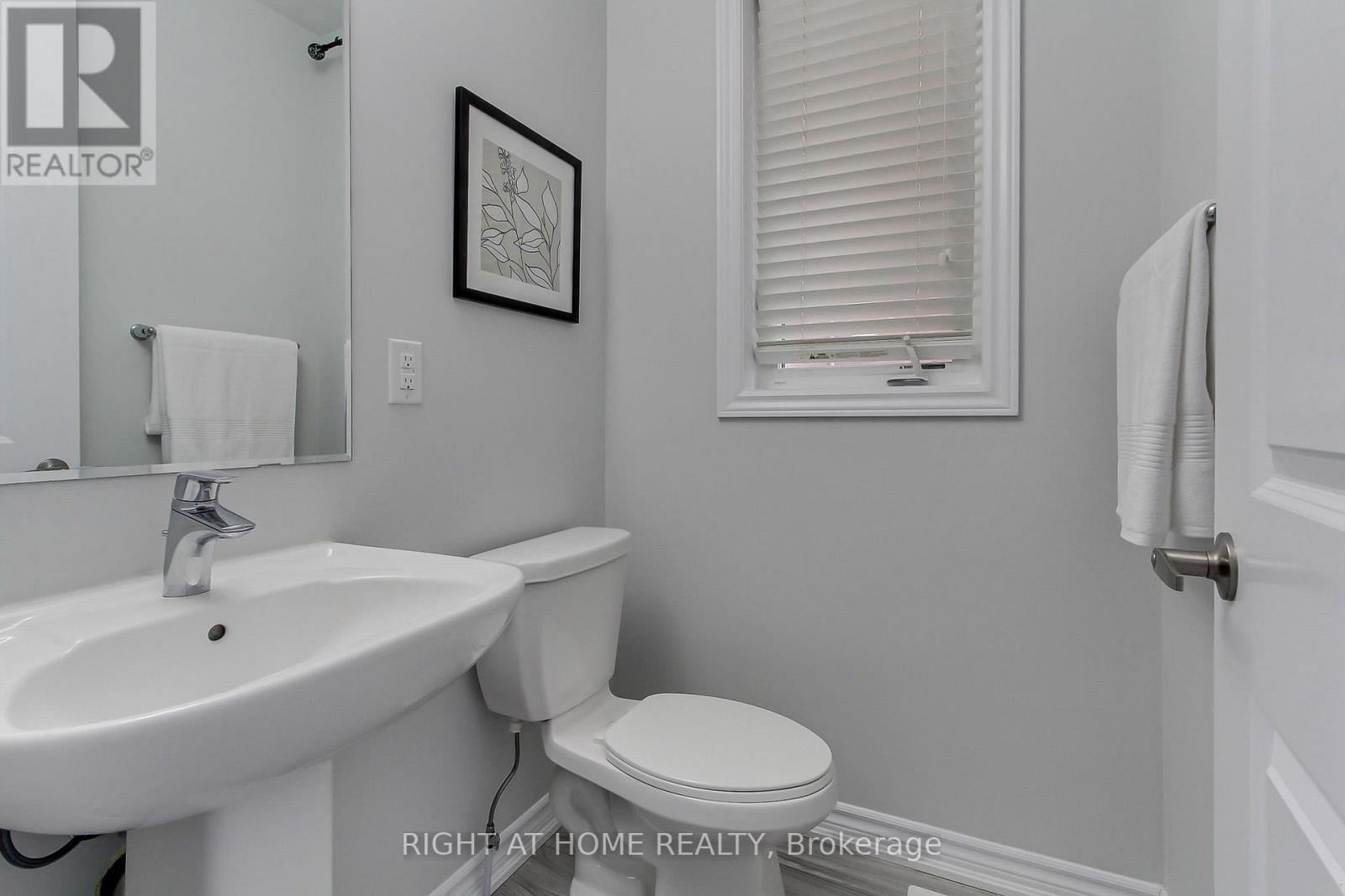 3 Bremner Street, Whitby, Ontario  L1R 1W5 - Photo 42 - E13130376