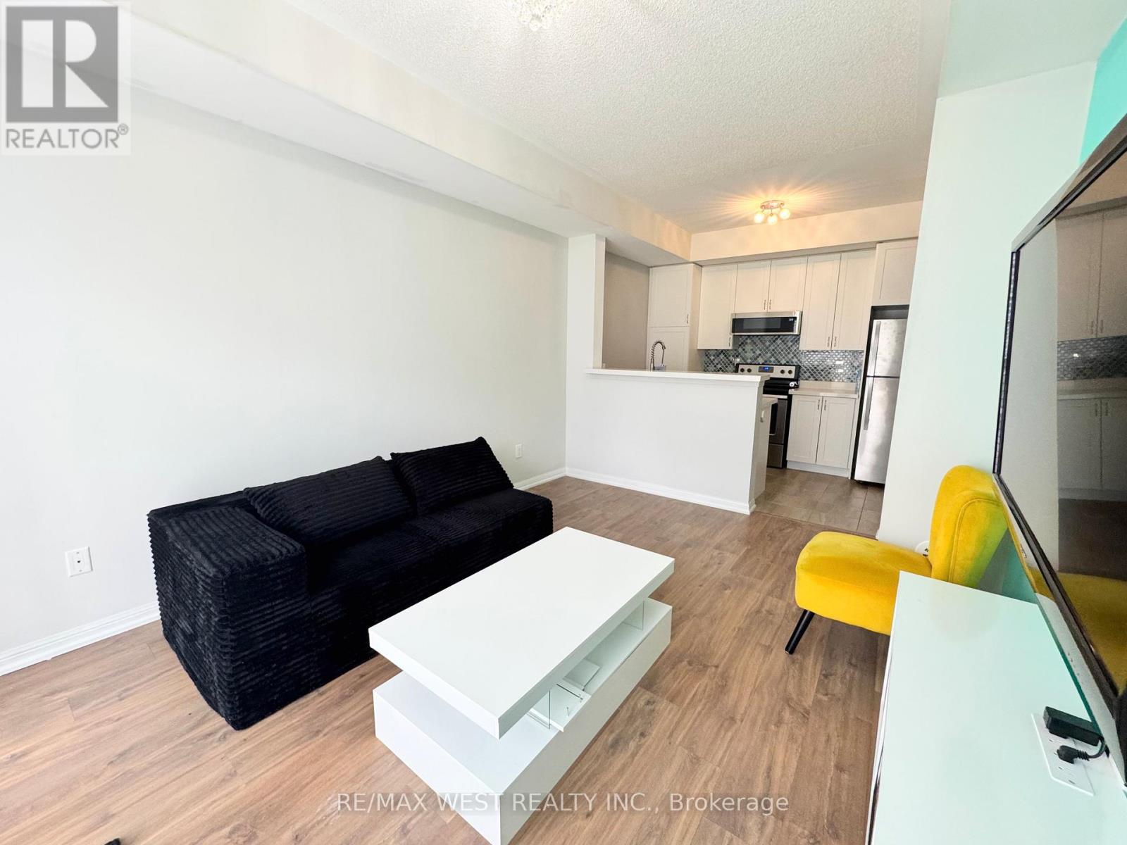 273 - 250 Sunny Meadow Boulevard, Brampton, Ontario  L6R 3Y6 - Photo 2 - W13130384
