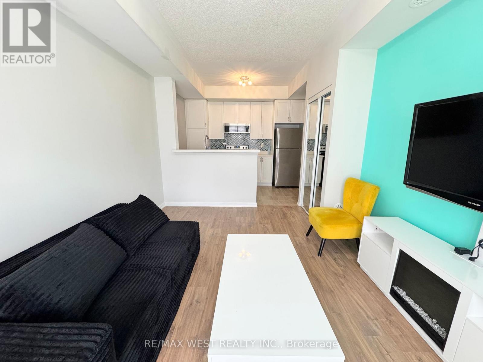 273 - 250 Sunny Meadow Boulevard, Brampton, Ontario  L6R 3Y6 - Photo 4 - W13130384