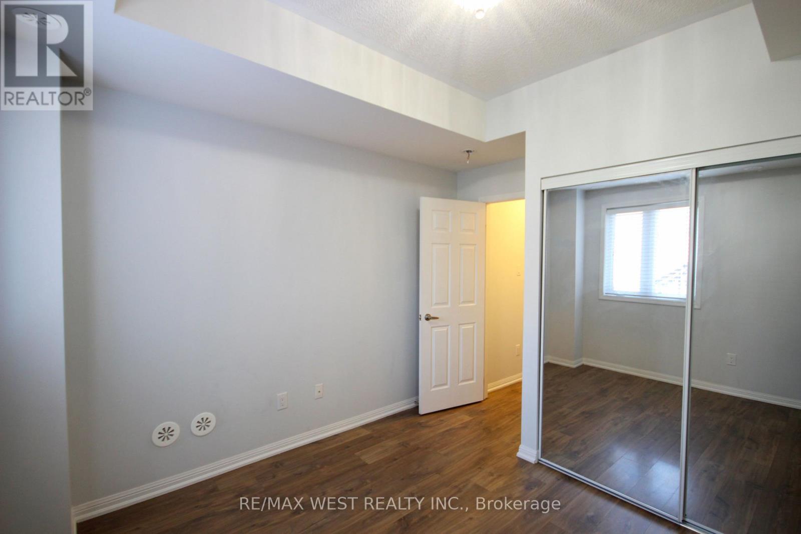 273 - 250 Sunny Meadow Boulevard, Brampton, Ontario  L6R 3Y6 - Photo 8 - W13130384