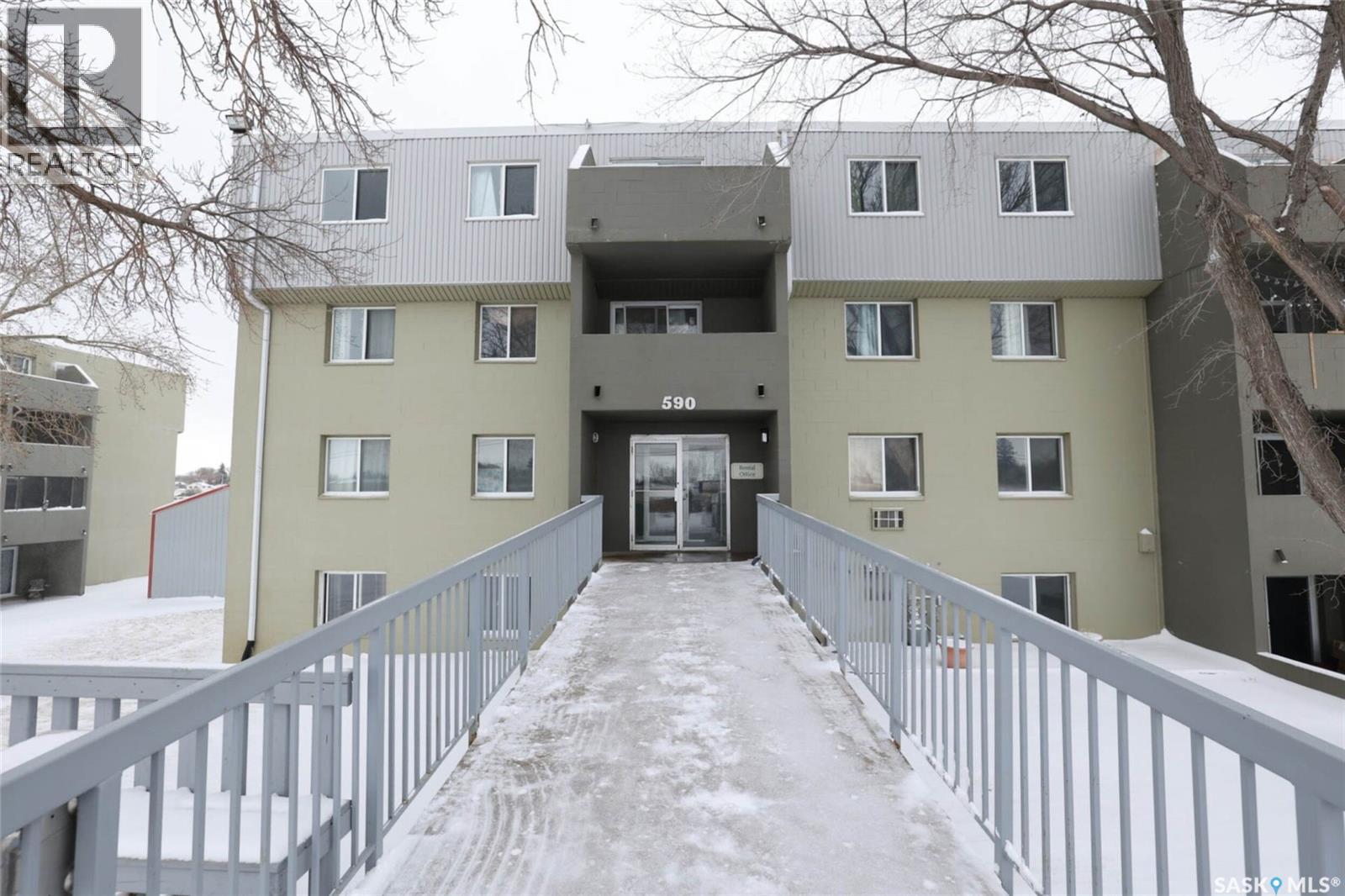 101 590 Laurier Street, Moose Jaw, Saskatchewan  S6H 6X6 - Photo 2 - SK036009