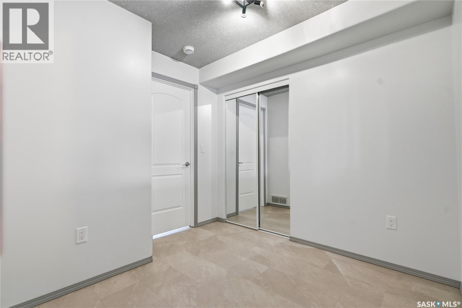 807 115th Street E, Saskatoon, Saskatchewan  S7N 3W5 - Photo 42 - SK035901