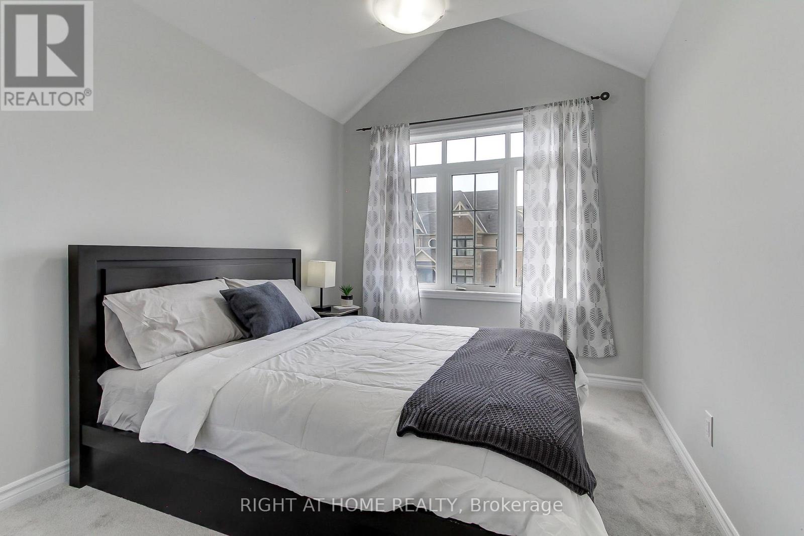 3 Bremner Street, Whitby, Ontario  L1R 1W5 - Photo 33 - E13130376