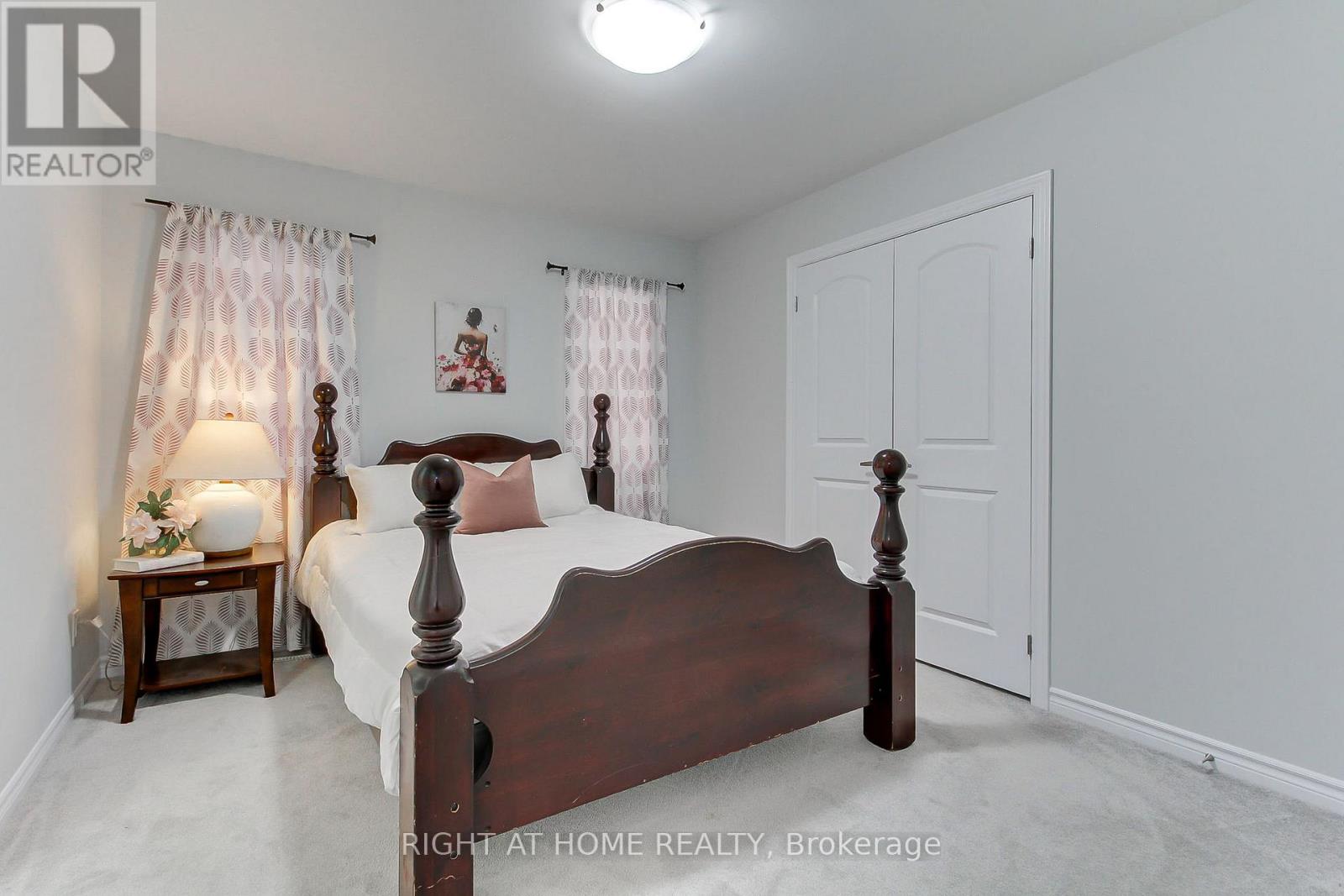 3 Bremner Street, Whitby, Ontario  L1R 1W5 - Photo 36 - E13130376